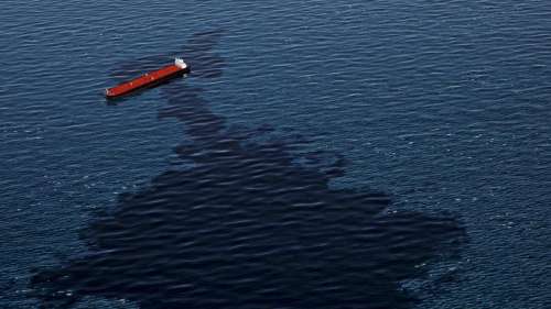 В Керченском проливе потерпели крушение два танкера с нефтепродуктами. Что известно