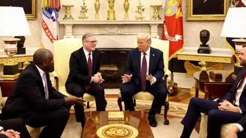 "Договорились давить на Путина": Трамп поговорил с премьером Великобритании