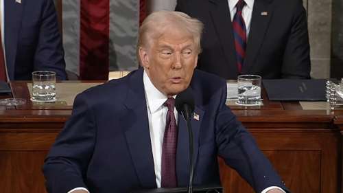 Трамп заявил о неизвестном никому самом мощном в мире оружии США