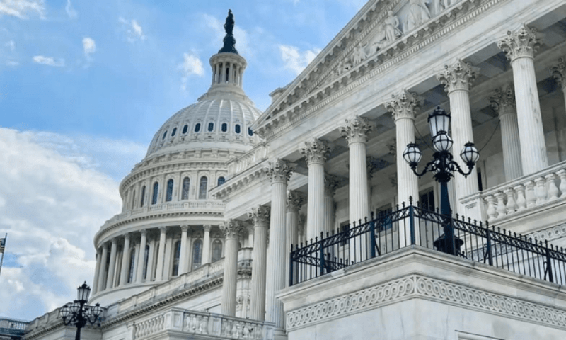 Сенатор США заявляет о готовности к слушаниям по Clarity Act