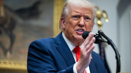 США и Иран готовятся к переговорам после угроз Трампа о "невиданной бомбардировке"
