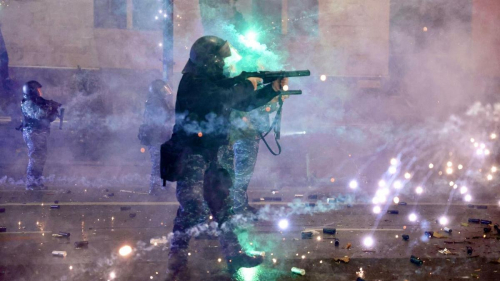 Свыше 100 полицейских пострадали в ходе беспорядков в Грузии